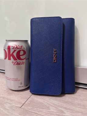 Authentic used DKNY Blue Saffiano Leather Wallet with Gold Logo